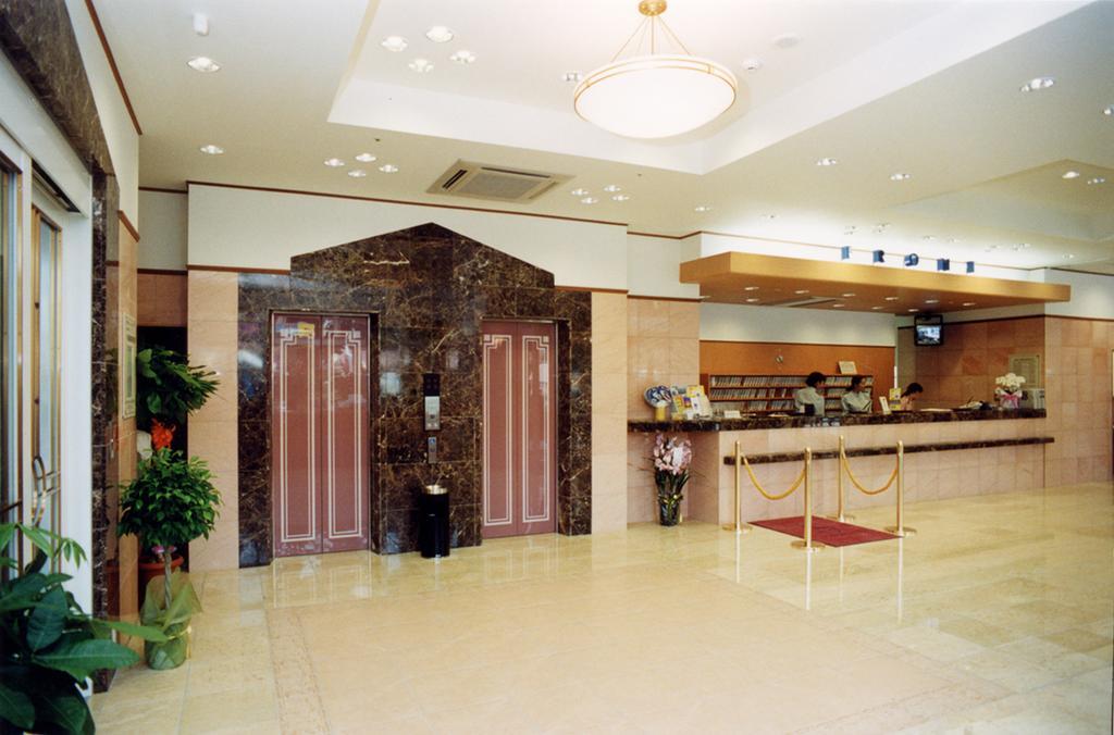 Toyoko Inn Tokyo Haneda Airport No.1 Bagian luar foto